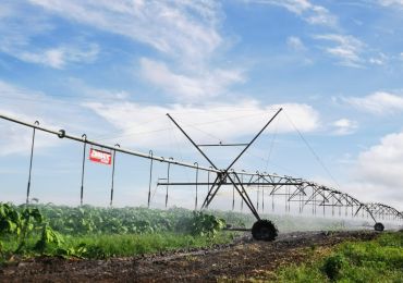Proyecto de riego por elevación de agua para generación de energía solar de 1.144 MWp en Anhui y Zimbabue
