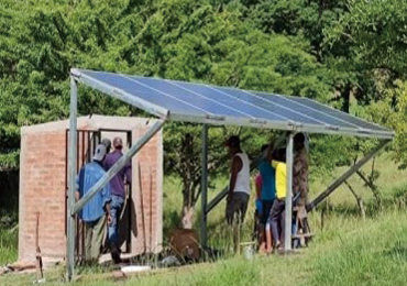 Sistema inversor de bomba solar de 2,2 kW en Nicaragua