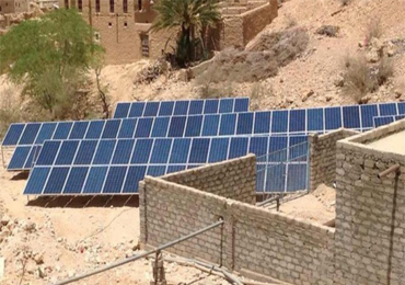 Sistema de bombeo solar de 30 kW en Yemen