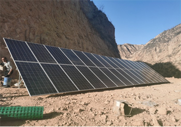 Sistema de bombeo solar de 7,5 kW en la ciudad de Yulin, provincia de Shaanxi