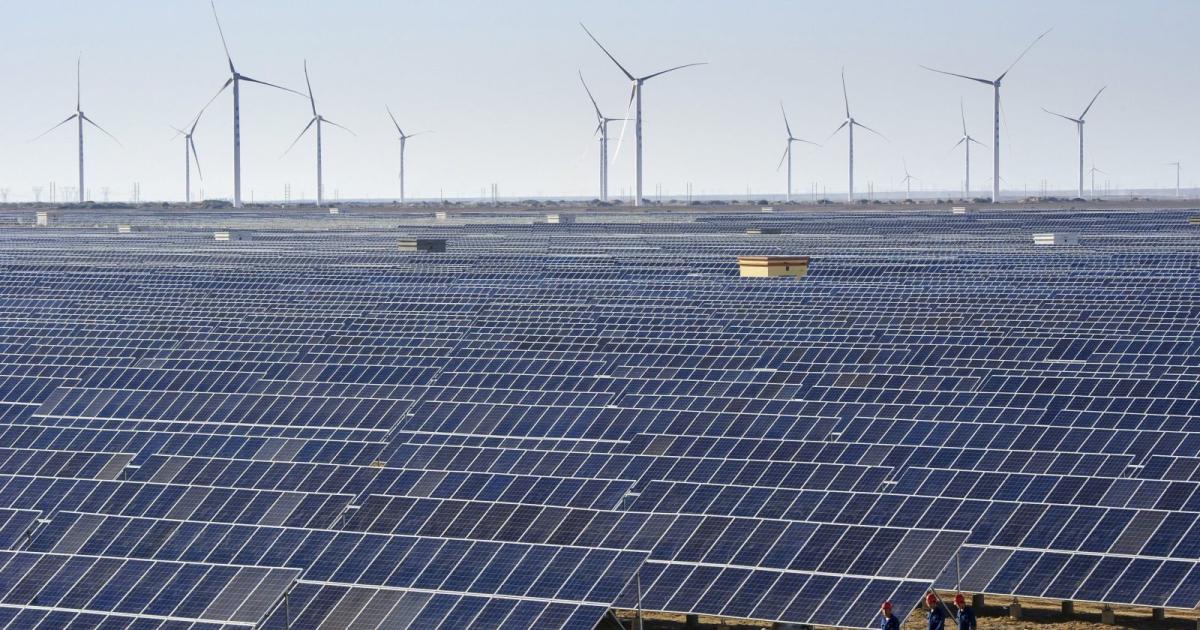 India invita a presentar ofertas para un proyecto de generación de energía híbrida solar y eólica de 1,2 GW