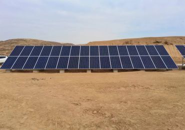 Sistema de bombeo solar de 9,2 kW en el condado de Shenmu, ciudad de Yulin, provincia de Shaanxi