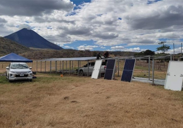 Sistema de bombeo solar de 15 kW en Nicaragua
