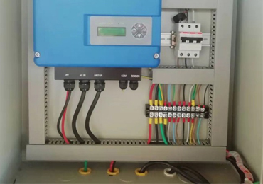 Sistema de bombeo solar de 2,2 kW en Tailandia